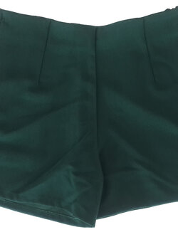 กางเกงขาสั้นเอวสูงขอบเรียบผ้าฮานาโกะ ซิปซ้าย กระเป๋าขวา สีเขียวเข้ม Size S M L XL