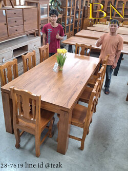 โต๊ะทานข้าว 8 ที่นั่ง ไม้สัก