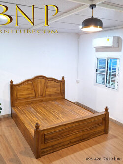 เตียงนอน 6 ฟุต รุ่น บัวทอง ขาทึบ