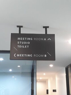 ป้ายอักษรโลหะ