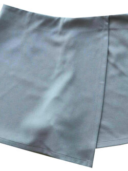 กางเกงกระโปรงป้าย เอวสูงขอบเรียบผ้าฮานาโกะ ซิปซ้าย สีเทา Size S M L XL