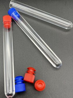 (ขายส่ง / ราคายกลัง)หลอดทดลองพลาสติก Test tube ,PS/PP ราคาเฉพาะหลอดไม่รวมฝา