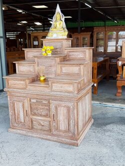 โต๊ะหมู่บูชาเเท่น 9 หน้าเต็มเเยก 2 เสี้ยนขาว