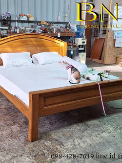 เตียงนอน 6 ฟุต รุ่น อมันด้า (เต้าฟักใหญ่ ท้ายสูง)