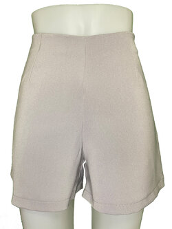 กางเกงขาสั้นเอวสูงขอบเรียบผ้าฮานาโกะ ซิปซ้าย กระเป๋าขวา สีเทา Size S M L XL