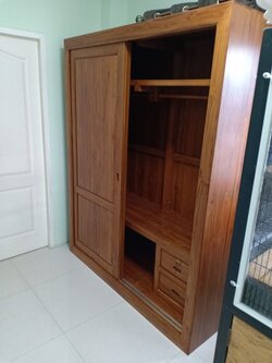 ตู้เสื้อผ้าบานเลื่อน บานฟักเล็ก 1.6 เมตร