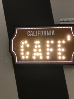 ป้ายไฟปิงปอง