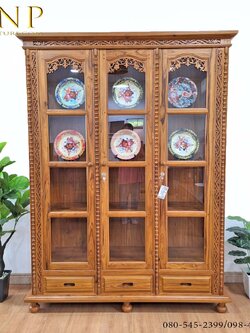 ตู้โชว์โบราณไม้สัก 3 บานเปิด สูง 2 เมตร รุ่นอุไรวรรณ