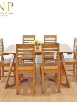 โต๊ะกินข้าวขาวี+เก้าอี้ลายขวาง 6 ตัว