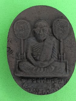 พระเครื่อง หลวงพ่อเงิน แร่เหล็กน้ำพี้ จี้หลวงพ่อเงิน กรอบหลวงพ่อเงิน หลวงพ่อเงินแท้ หลวงพ่อเงิน ตลับหลวงพ่อเงิน