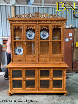 ตู้โชว์ลายไทยโบราณไม้สักทอง รุ่น ประกายดาว