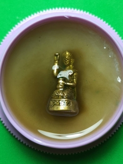 ของนำโชค สีผึ้งมหาเสน่ห์ ค้าขายดี นางกวัก พระนางกวัก ให้โชคลาภนางกวักค้าขาย นางกวักบูชา นางกวัก สีผึ้งแท้ โบราณ