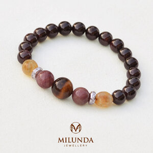 สร้อยข้อมือหินสำหรับเจ้าของกิจการ เสริมโชคลาภ ความสำเร็จ และสุขภาพ