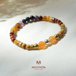 กำไลหินเสริมทรัพย์มั่งคั่ง สำหรับผู้ที่เกิดวันจันทร์มี 2 แบบ