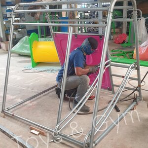 ภาพถ่าย กระบวนการผลิตเครื่องเล่นสนามกลางแจ้ง
