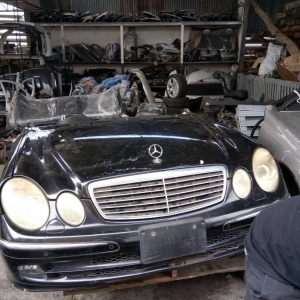 เครื่องBENZ E280 3000cc