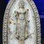 พระพุทธกาญจนพรสยามภูมิ ภปร. ปี 2539 เนื้อเงินพื้นทรายประกาย(ผิวเดิมสวย) พิมพ์ทรงใบขนุน ขนาด3.2ซม. พระพุทธรูปประจำพระชนมวาร รัชกาลที่9 ทรงโปรดเกล้าให้วิทยาลัยป้องกันราชอาณาจักร(วปอ.)สร้างในวโรกาสทรงครองสิริราชสมบัติครบ50ปี พ.ศ.2539(1ใน5000องค์)