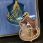 เหรียญสมเด็จพระนเรศวรมหาราช รุ่นสู้ หลัง สก. พิธีใหญ่ ปี 2548 เนื้อเงิน ผิวเดิมขึ้นสีรุ้งสวยนิยม พร้อมกล่อง