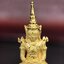 พระแก้วมรกต ภปร.(รุ่นแรก) ปี2545 จัดสร้างในมหาวโรกาส พระบาทสมเด็จพระเจ้าอยู่หัวรัชกาลที่ 9 ครบรอบ 75 พรรษา และฉลองกรุงรัตนโกสินทร์ครบ 220 ปี พิมพ์ลอยองค์เล็ก เนื้อทองคำบริสุทธิ์ 96.5%(6.5กรัม) ขนาด 10*19 มม. พร้อมกล่องเดิมสวยครบสมบูรณ์(1ใน2000องค์)หายาก
