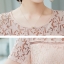 ชุดเดรสสีชมพูอมส้มเสื้อผ้าลูกไม้ คอกลม แขนสั้น กระโปรงผ้าชีฟองอัดพลีท สวยดูดี