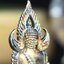 พระพุทธชินราช(จำลอง) ภปร. 84 พรรษา เนื้อเงินชุบทองคำขาว พิมพ์เล็กขนาดหน้าตัก 1/4 นิ้ว (สภาพผิวเดิมสวย ขึ้นสีรุ้งธรรมชาติ แบบนิยม)(พระราชทานมวลสาร จิตรลดาและเส้นพระเจ้า(เส้นผม))พุทธศิลป์ทรงคุณค่าอีกหนึ่งรุ่นยอดนิยม
