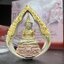 พระแก้วมรกต ภปร.(รุ่นแรก) ปี2545 รุ่นฉลองกรุงรัตนโกสินทร์ครบ 220 ปี พิมพ์ลอยองค์ทรงหยดน้ำ เนื้อเงินบริสุทธิ์ 92.5% (สามกษัตริย์) ขนาด 18*27 มม. พร้อมกล่องบรรจุเดิม สวยครบสมบูรณ์