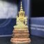 พระแก้วมรกต ภปร. ปี 2547 จัดสร้างโดยโรงพยาบาลภูมิพลอดุลยเดช เนื้อเงิน(3 กษัตริย์) ลอยองค์ หน้าตัก 1/2 นิ้ว สูง 3.7 ซม.พิธีมหามังคาภิเษก ณ พระอุโบสถวัดพระศรีรัตนศาสดาราม(วัดพระแก้ว) งดงามทรงคุณค่าอีกหนึ่งรุ่นยอดนิยม หายาก(องค์หมายเลข ๒๑๒๒)