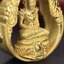 พระแก้วมรกต ภปร.(รุ่นแรก) ปี2545 รุ่นฉลองกรุงรัตนโกสินทร์ครบ 220 ปี พิมพ์ลอยองค์ทรงหยดน้ำ เนื้อทองคำบริสุทธิ์ 96.5%(11 กรัม) ขนาด 18*27 มม. พร้อมกล่องเดิมสวยครบสมบูรณ์(องค์หมายเลข ๙๙)(หมายเลขมงคลเจริญก้าวหน้าในทุกๆด้าน)สุดยอดมงคลแผ่นดินที่ควรเก็บรักษา